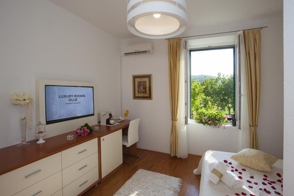 Luxury Rooms Duje Split Buitenkant foto