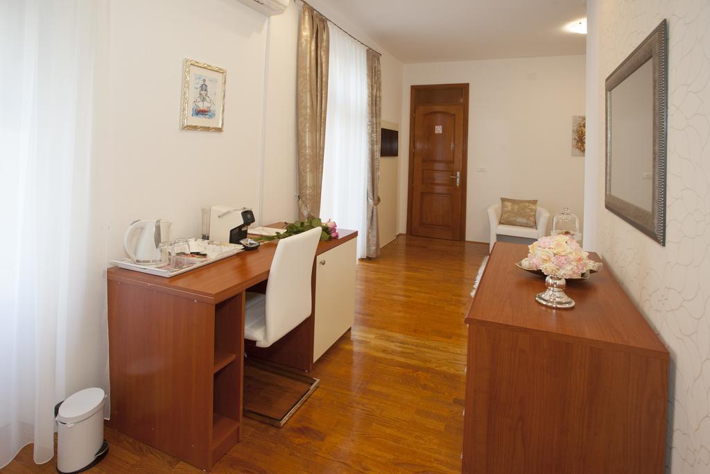 Luxury Rooms Duje Split Buitenkant foto